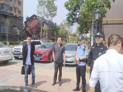 执行在路上！高陵法院高效扣车促履行